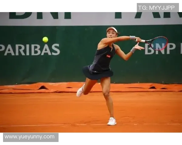 2020年王蔷与小威决战赛场展现网球激情与实力对决的精彩瞬间